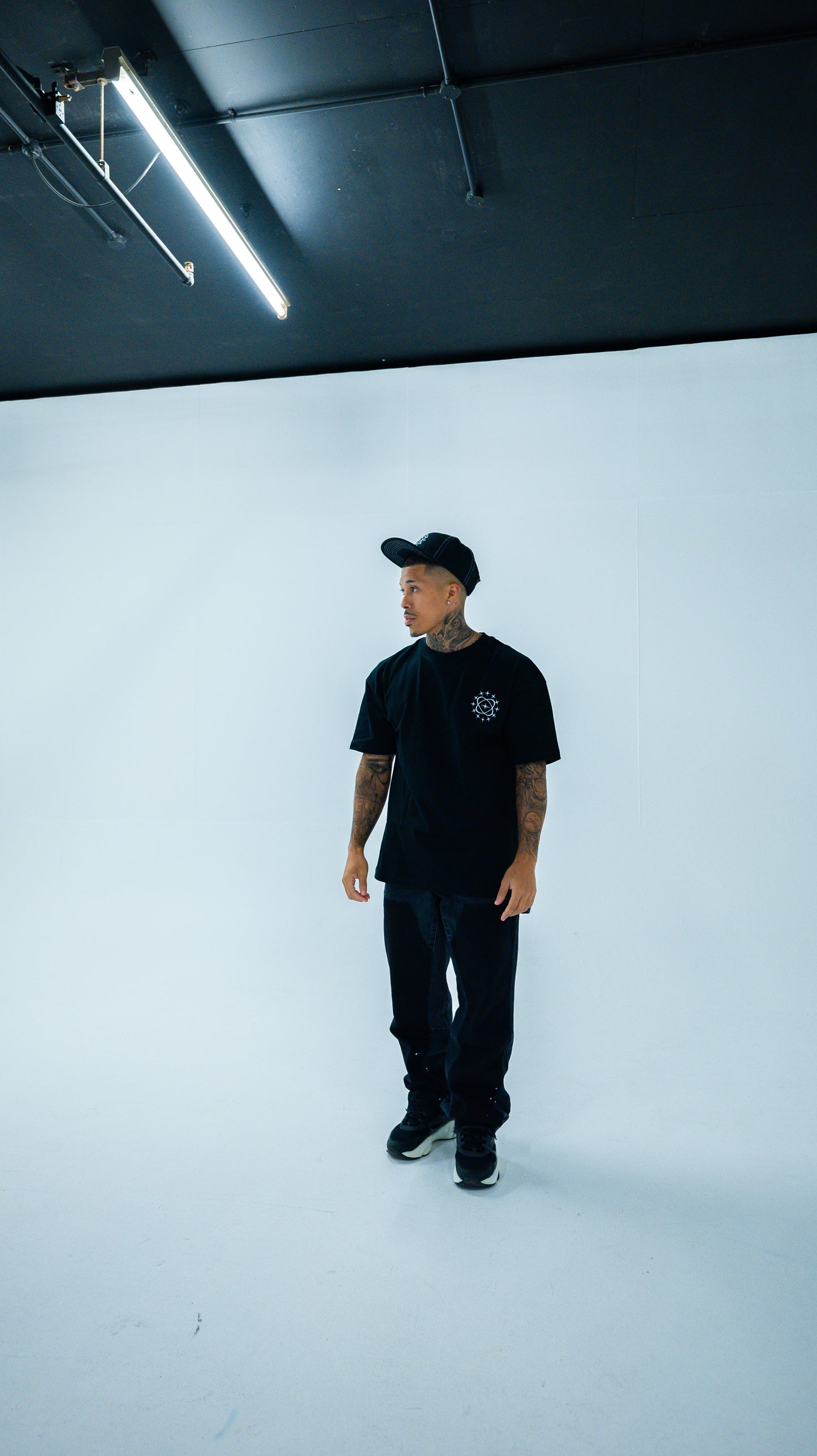 BLACK ASTRO T-SHIRT