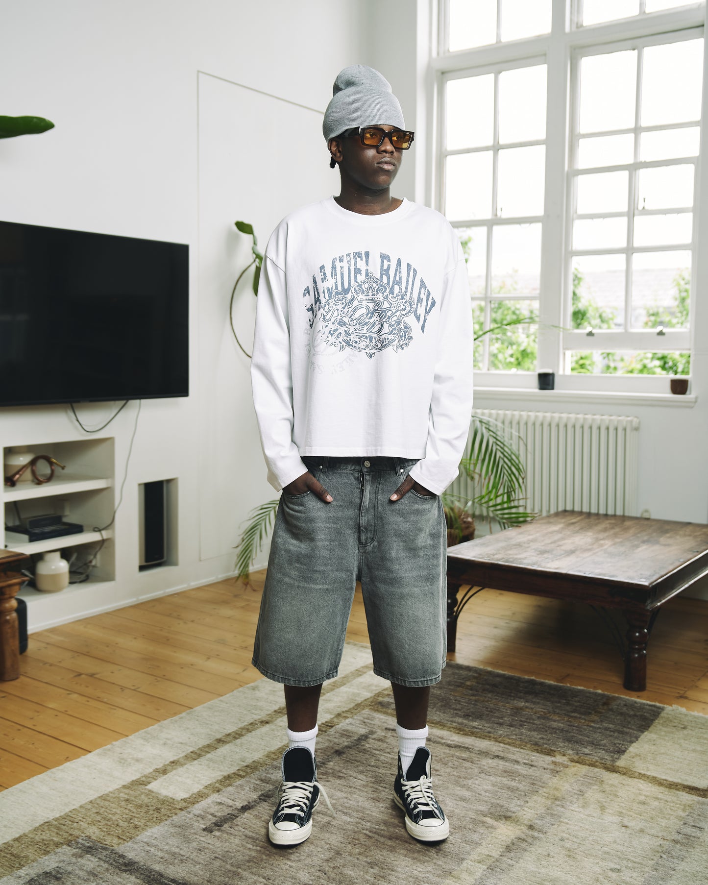 GRAPHITE WASHED DENIM JORTS
