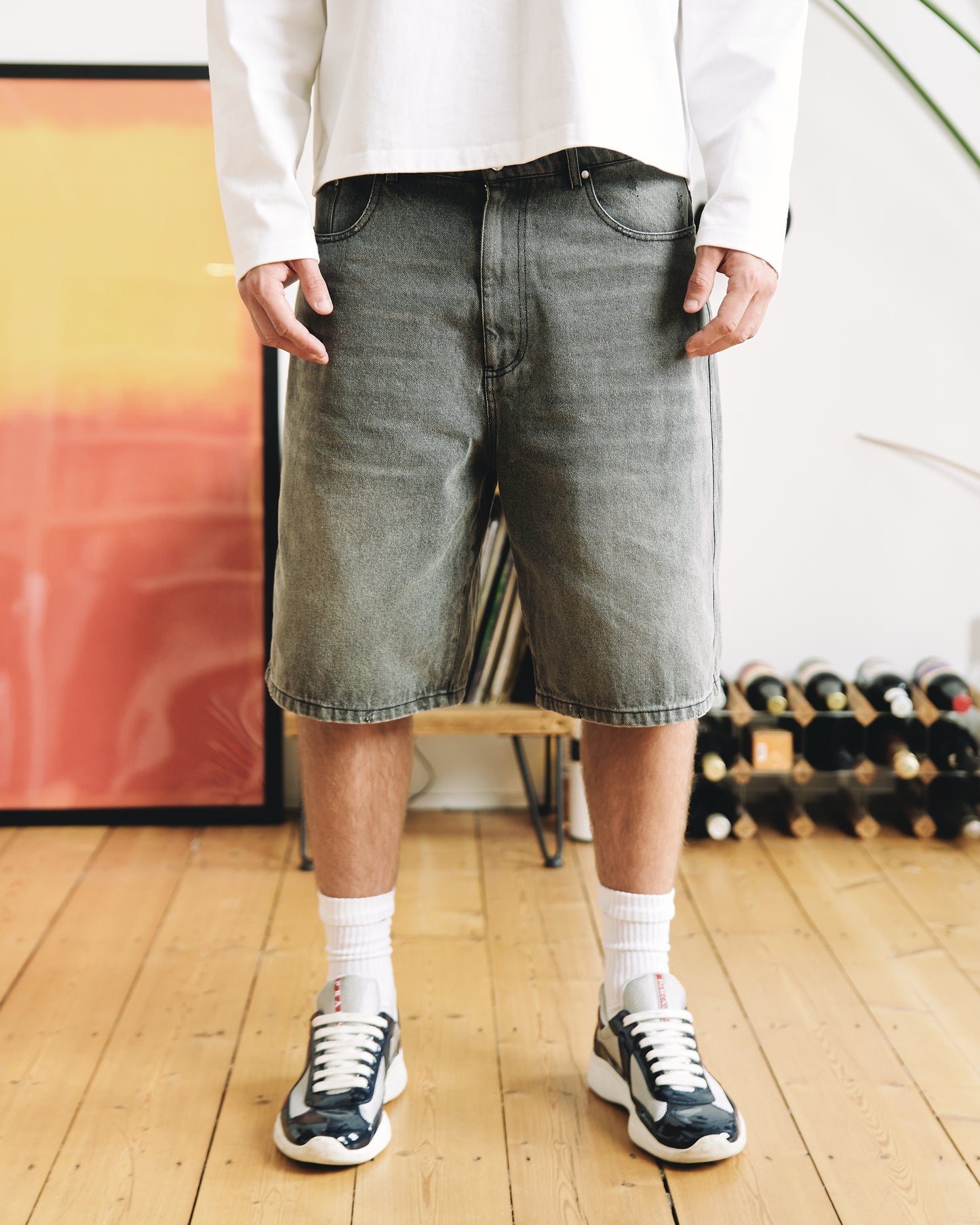 GRAPHITE WASHED DENIM JORTS
